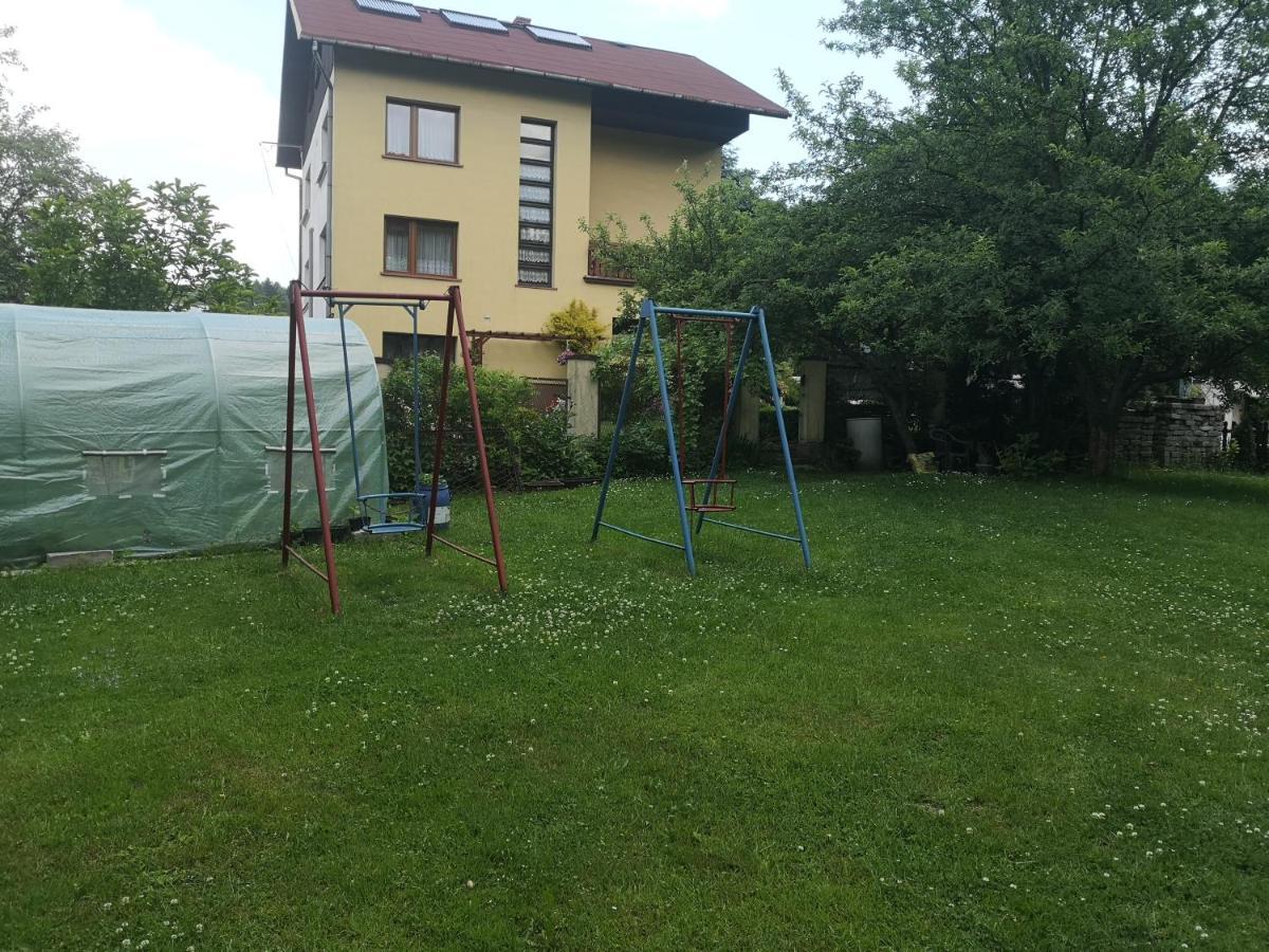 Dom Goscinny U Wiktorii Szczyrk Esterno foto