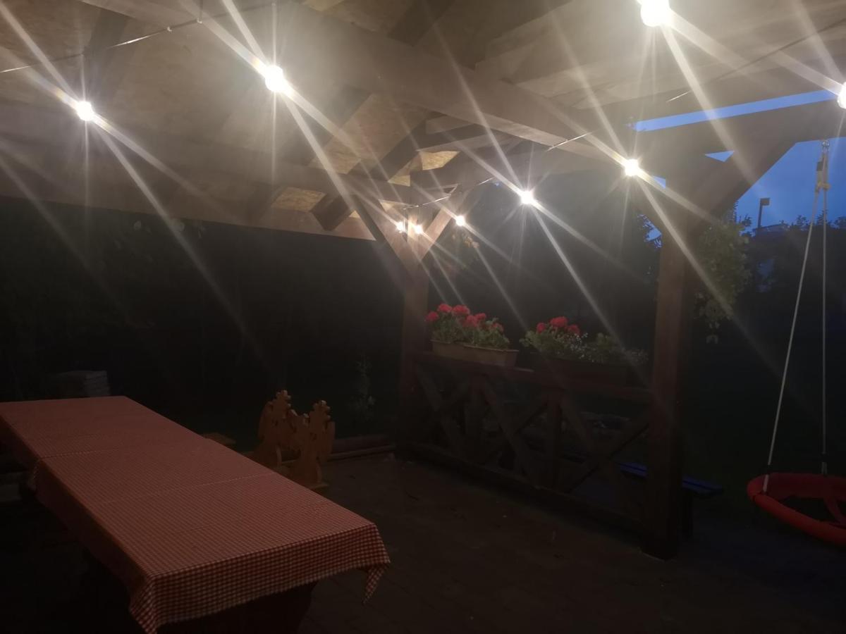 Dom Goscinny U Wiktorii Szczyrk Esterno foto