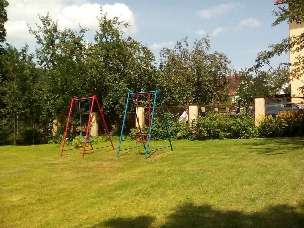 Dom Goscinny U Wiktorii Szczyrk Esterno foto